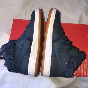 Nike AF1 Ultra Force Mid